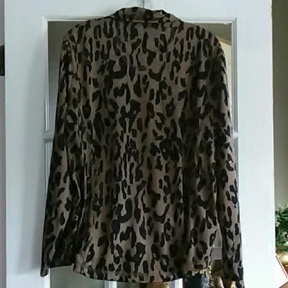 AC-TIV-OLOGY Jacket - Picture 3 of 4